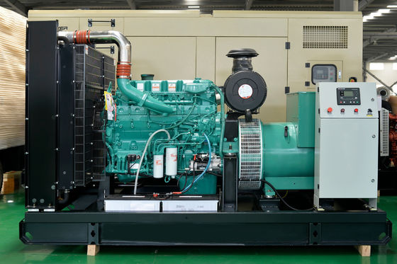 160kw Cummins Engine Silent Diesel Generator Trailer Type 1800RPM Russian Control System